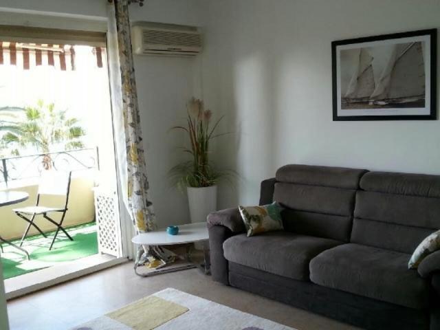 Apartment On The Croisette With Sea View 칸느 객실 사진